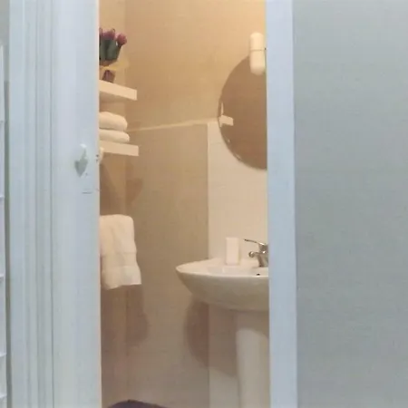 Domus Tua Nocleg ze śniadaniem 3*